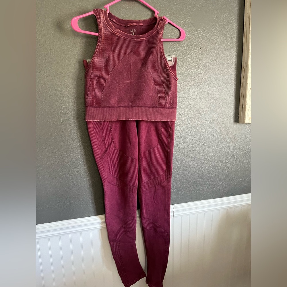 Nux yoga set